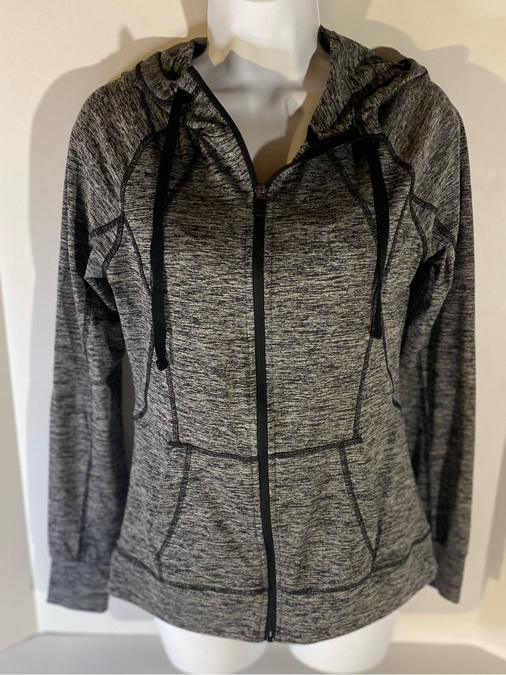 Women’s Heather Gray Zip-Up Hoodie Jacket